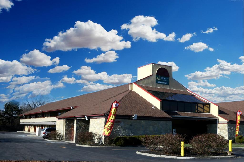 Quality Inn Columbus-East Esterno foto
