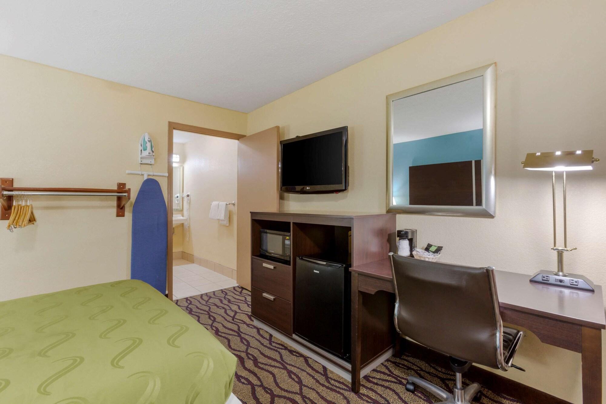 Quality Inn Columbus-East Esterno foto