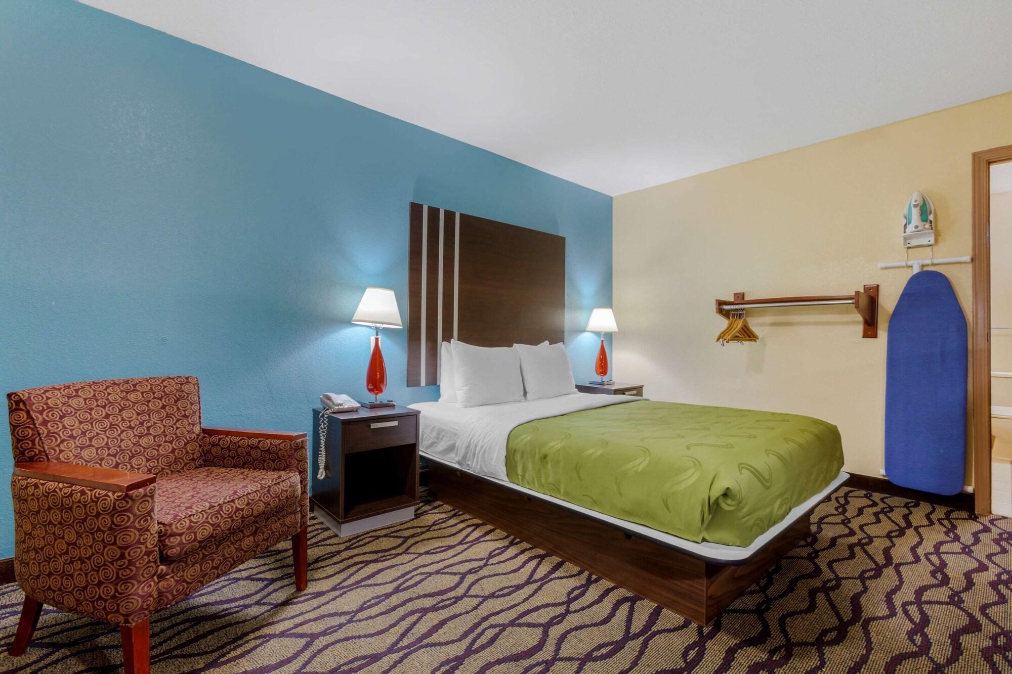 Quality Inn Columbus-East Esterno foto