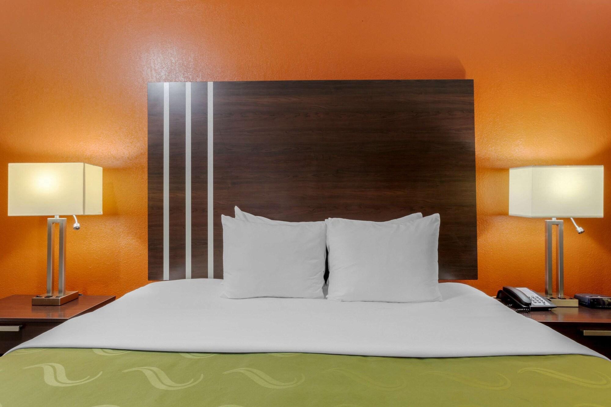 Quality Inn Columbus-East Esterno foto