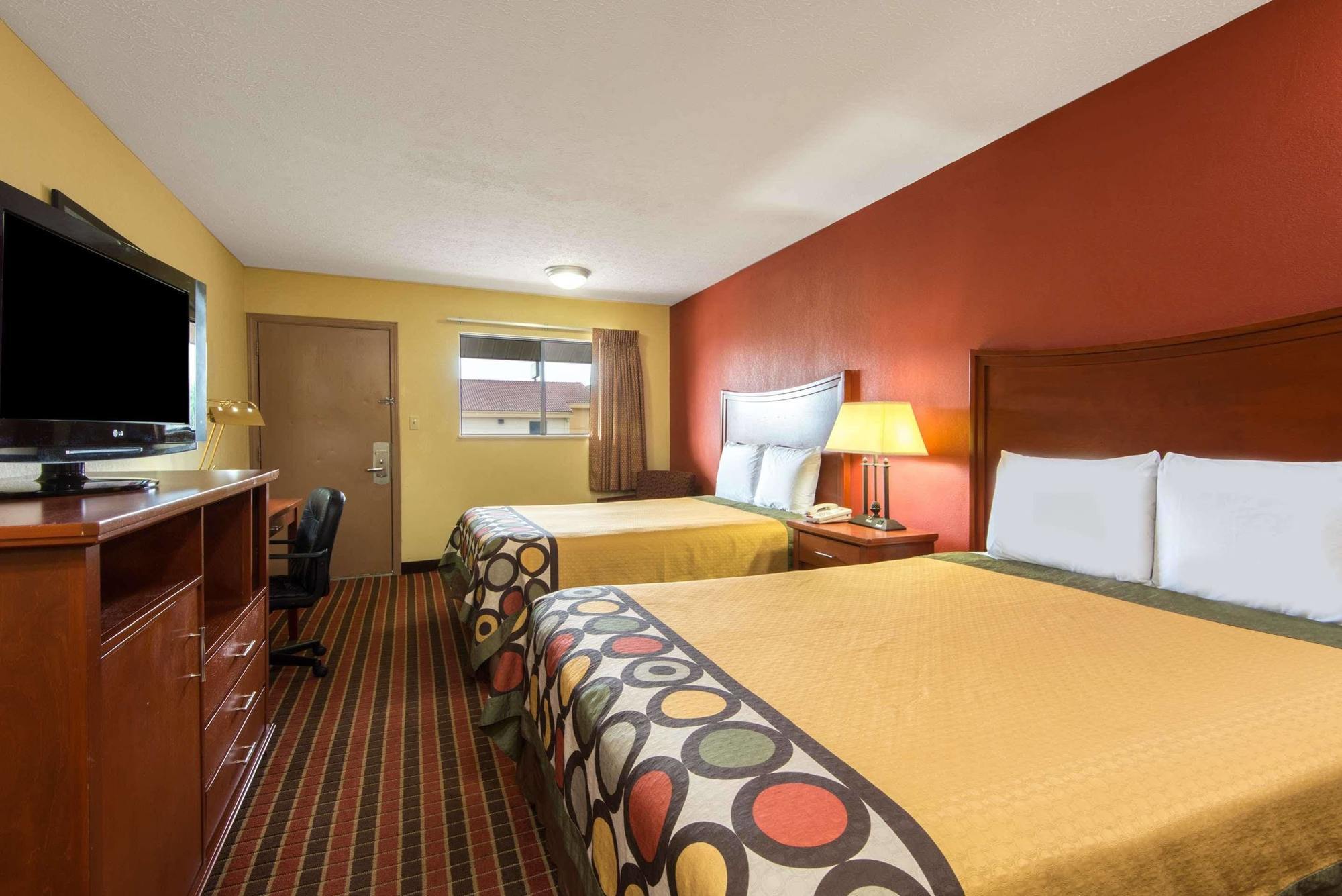 Quality Inn Columbus-East Esterno foto